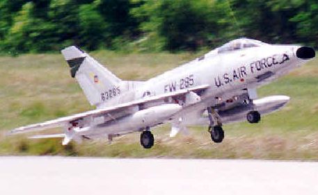 F-100 Super Sabre F-100 Super Sabre